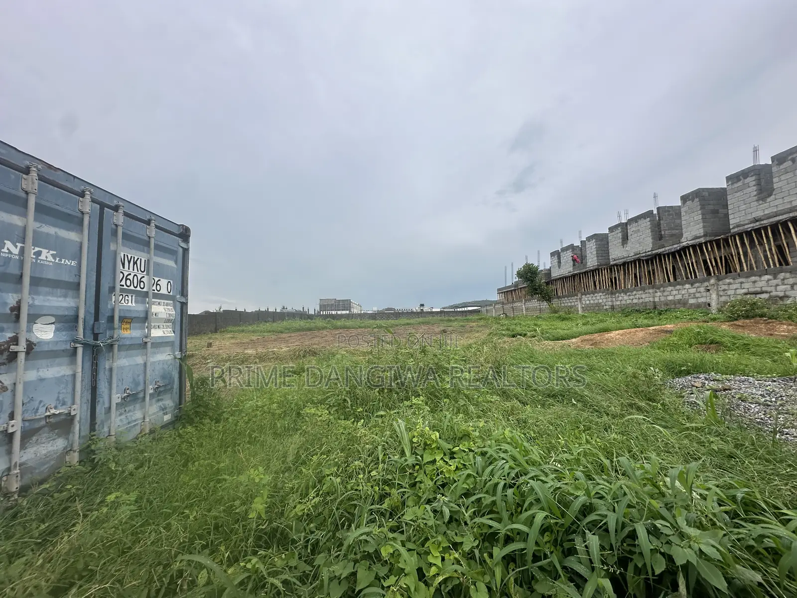 Jahi Gilmore ,Residential Plot Measuring About 1,500sqm in Jahi