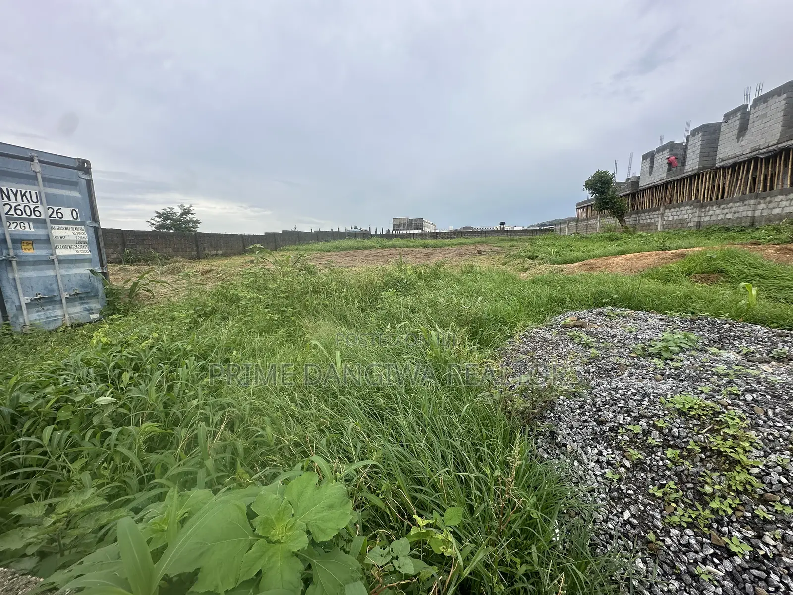 Jahi Gilmore ,Residential Plot Measuring About 1,500sqm in Jahi