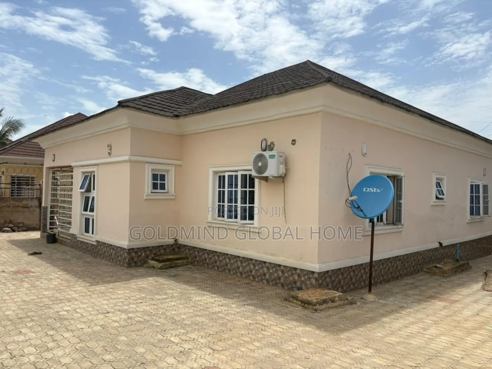3bdrm Bungalow in Lugbe District., FHA for sale in FHA