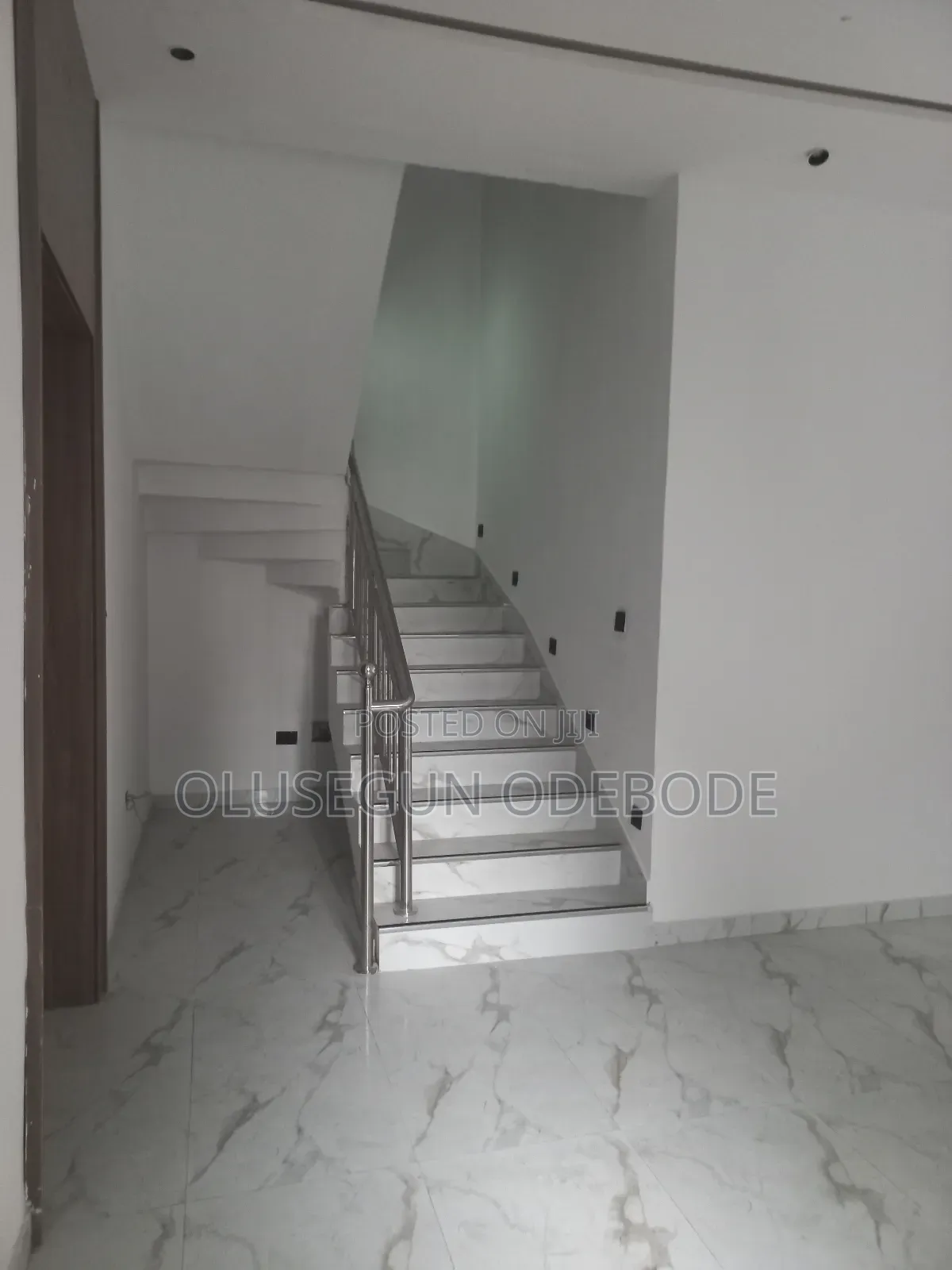 4bdrm Duplex in Omole Phase  2 for rent in Omole Phase 2