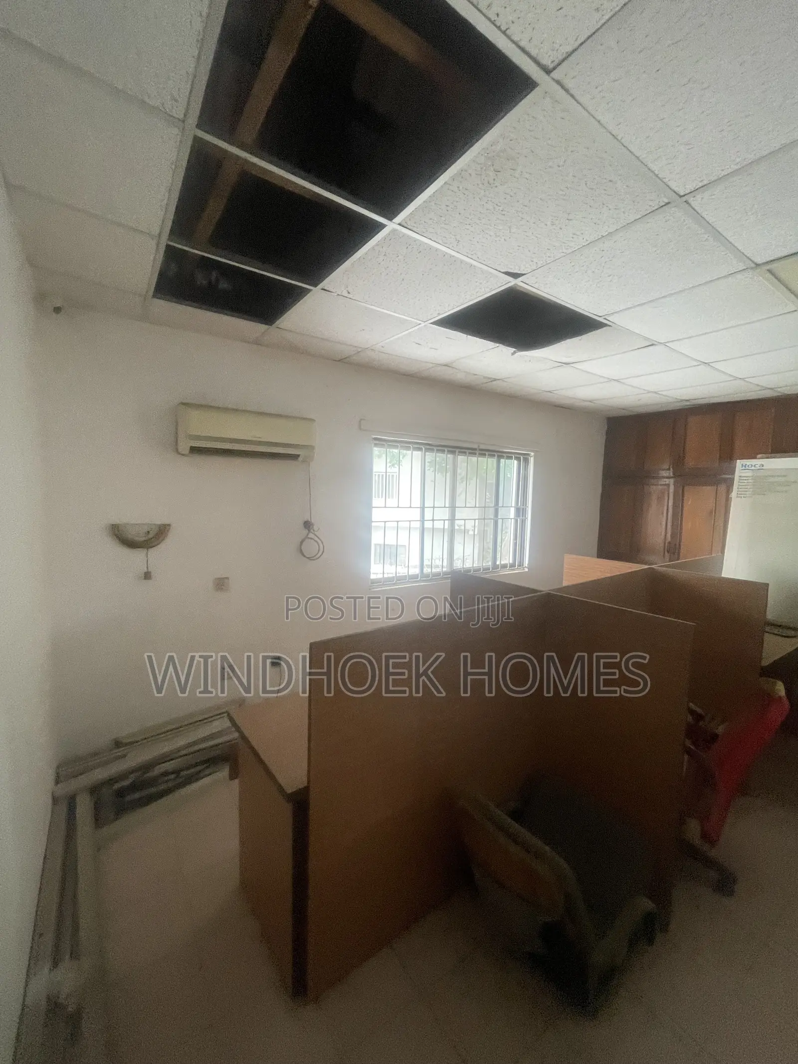 An Office Space Measuring 25sqms on the First Floor en-Suite in Maitama