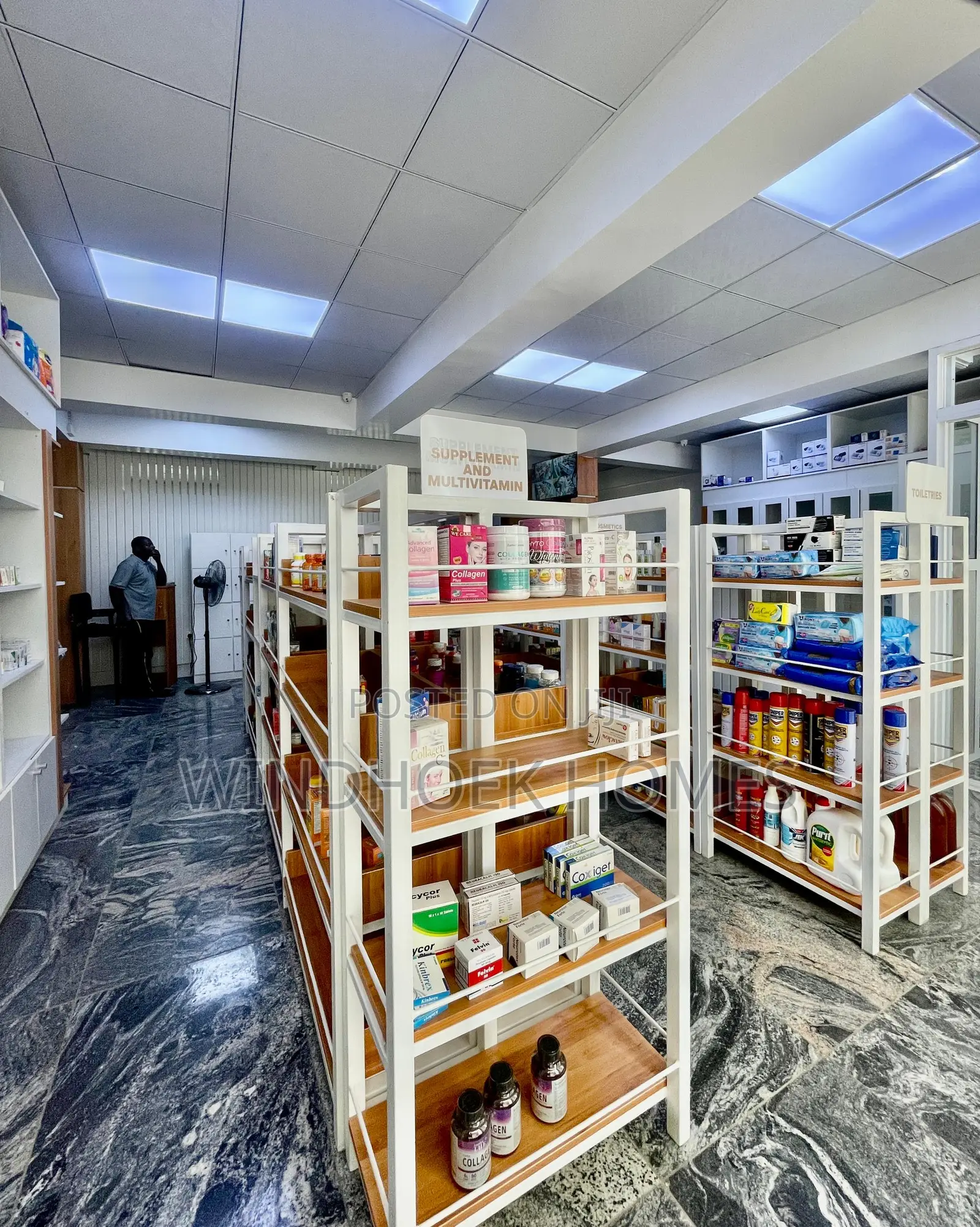 Office Space on the First Floor Measuring 110sqms With Two Toilets in Gwarinpa