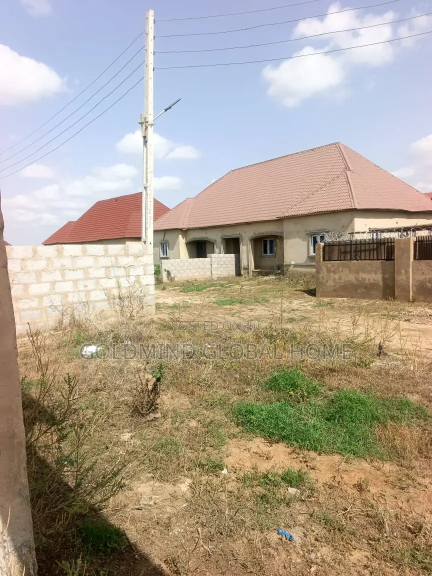 Promo Estate Plot for 4bedroom Duplex in Lugbe for Sale in Sabon Lugbe
