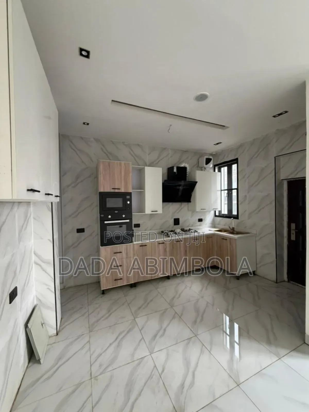 Luxury Brand New 2 Bedroom Apartment in Ologolo