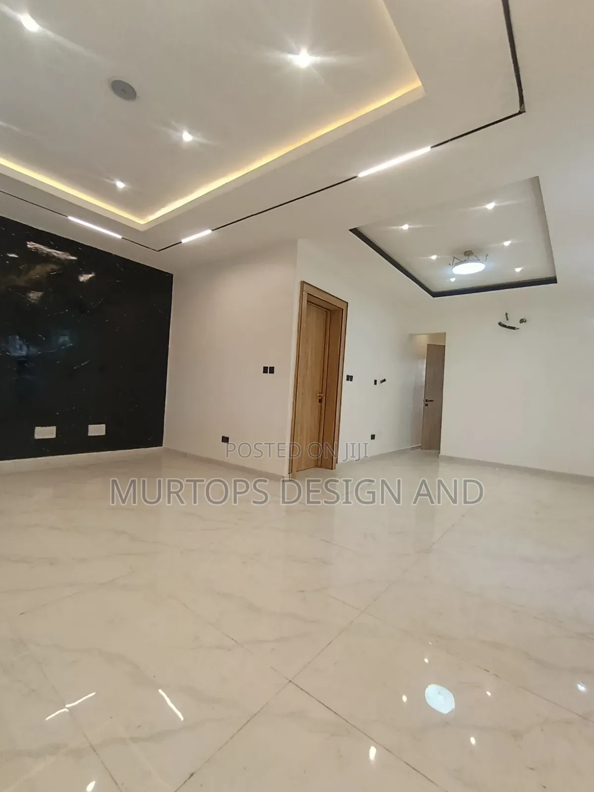 5bdrm Duplex in Bera Estate, Chevron for sale in Chevron