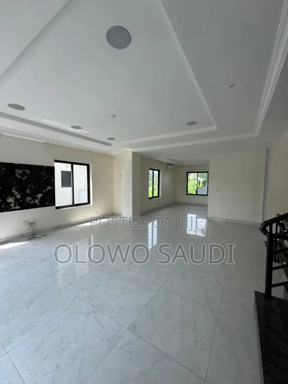 5bdrm Duplex in Banana Island for rent in Banana Island