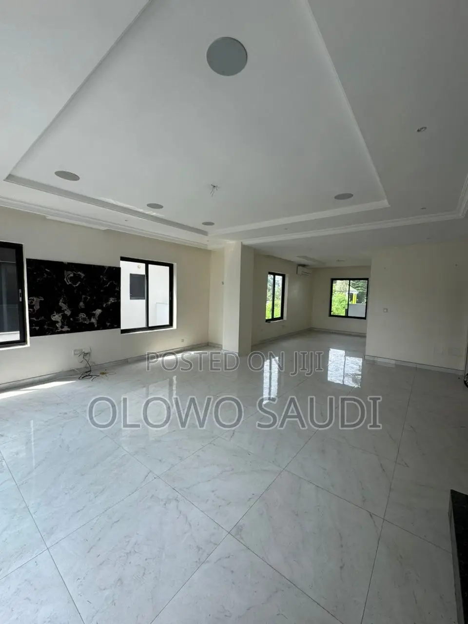 5bdrm Duplex in Banana Island for rent in Banana Island