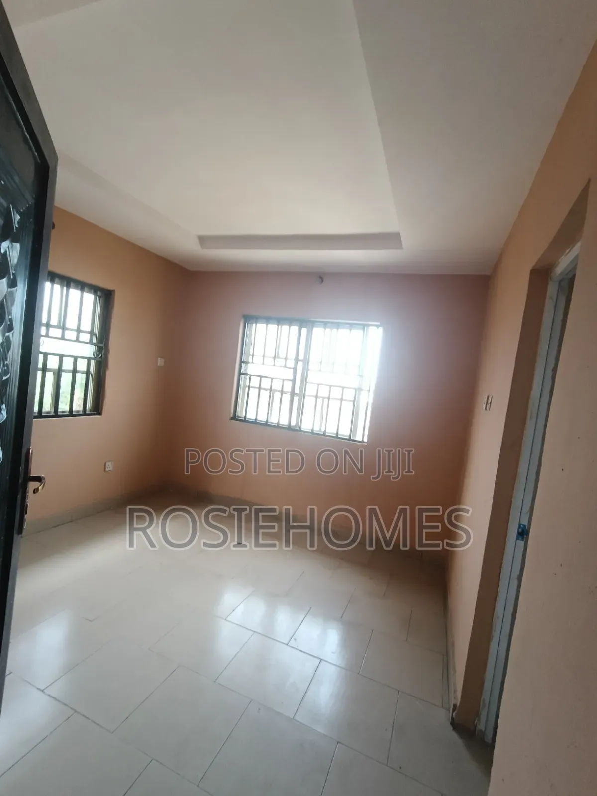 2bdrm Block of Flats in Adeba, Lakowe for rent in Lakowe