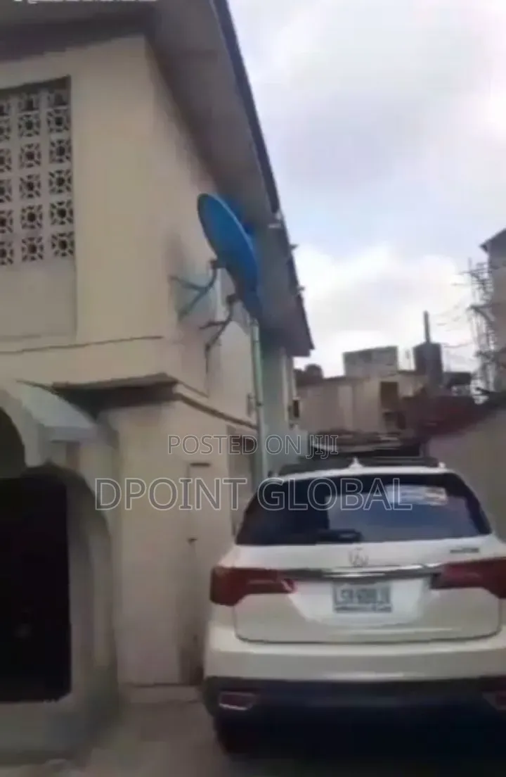 5bdrm Duplex in Not Estate, Akowonjo for sale in Akowonjo