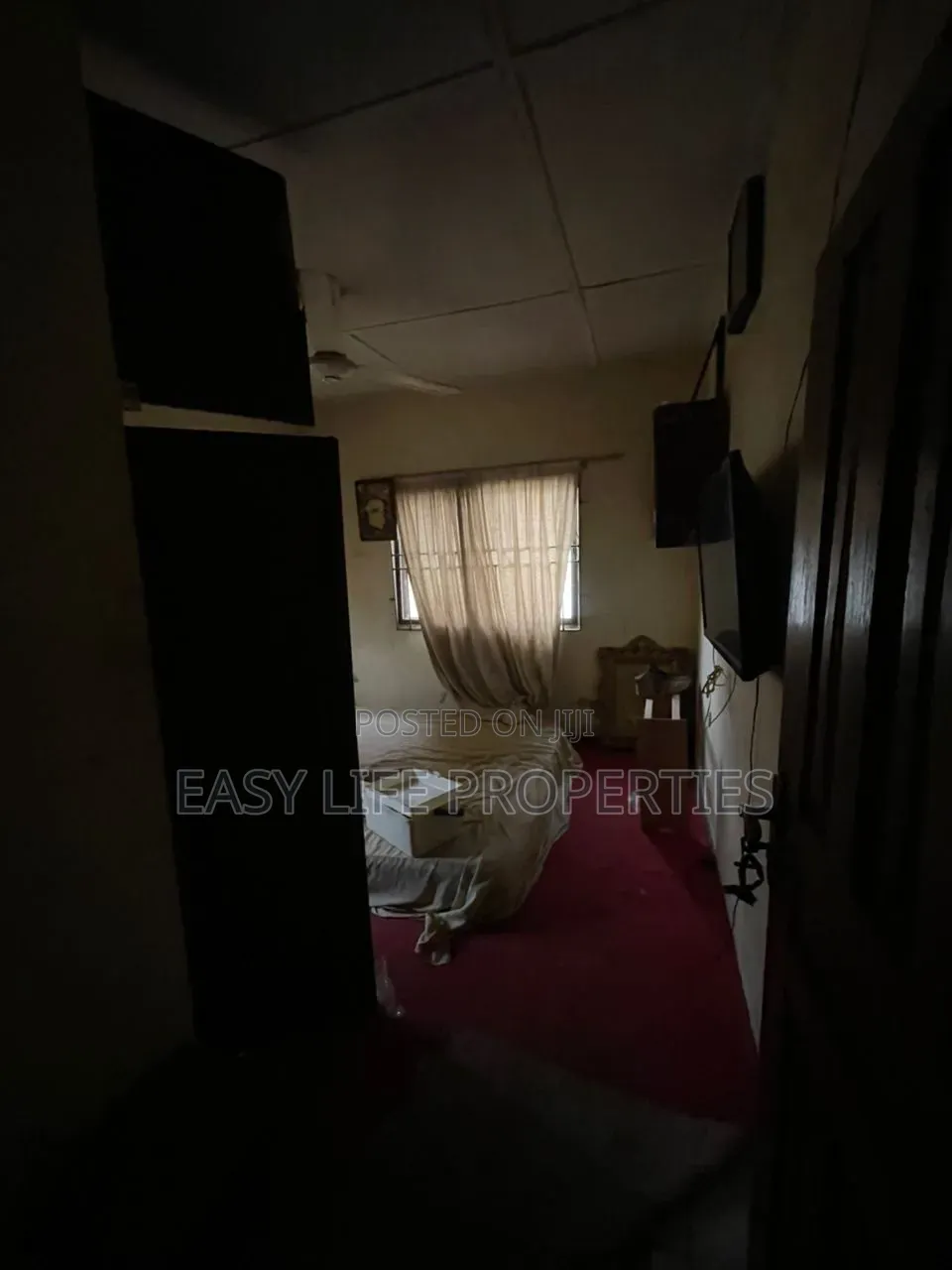3bdrm Bungalow in Onibata, Alakia for sale in Alakia