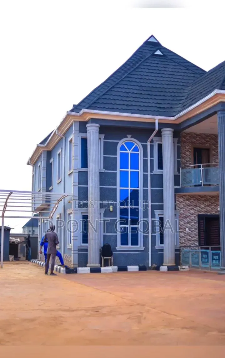 5bdrm Duplex in Hill Top Estate, Ipaja / Ipaja for sale in Ipaja / Ipaja
