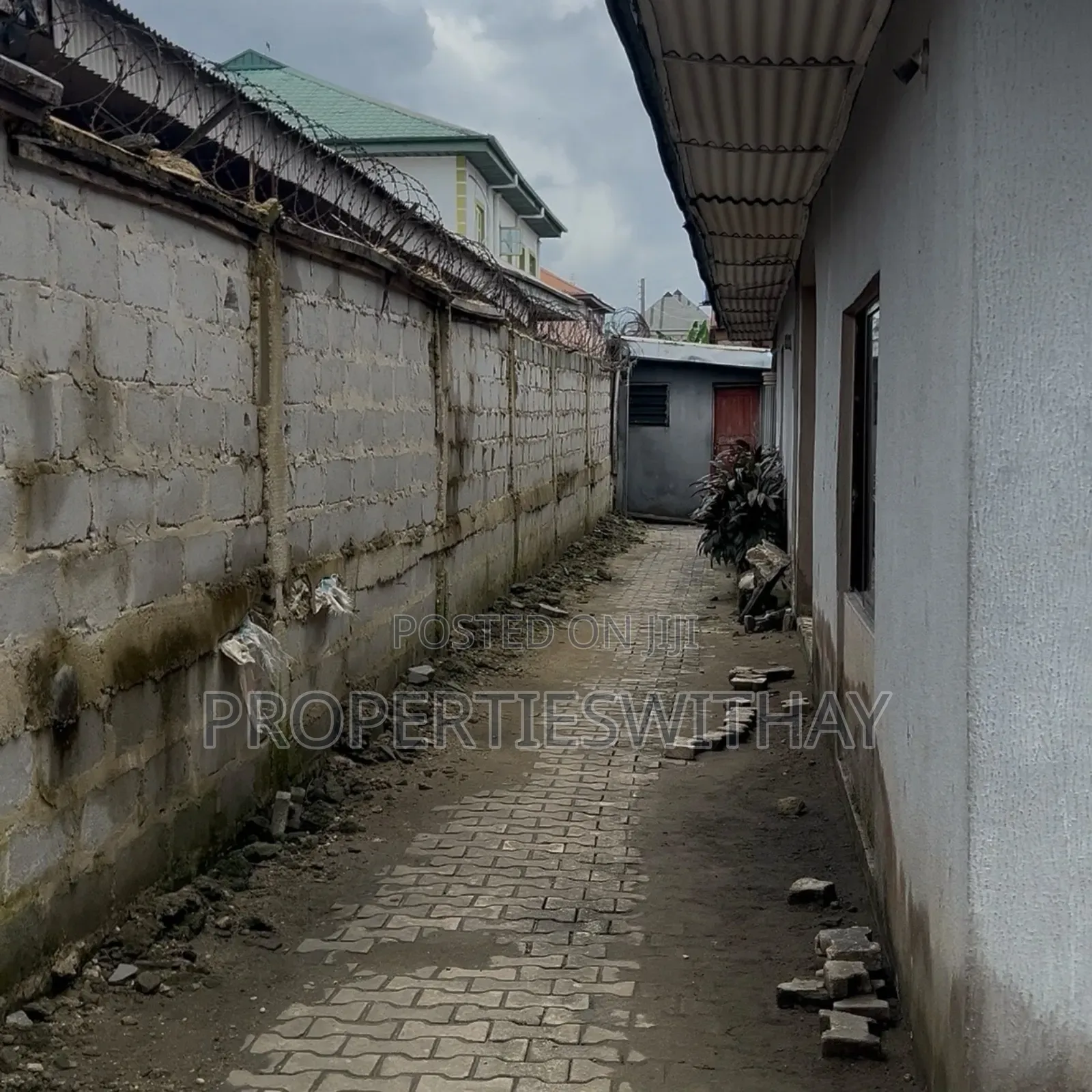 4bdrm Bungalow in New Road,Ada George, Obio-Akpor for sale in Obio-Akpor