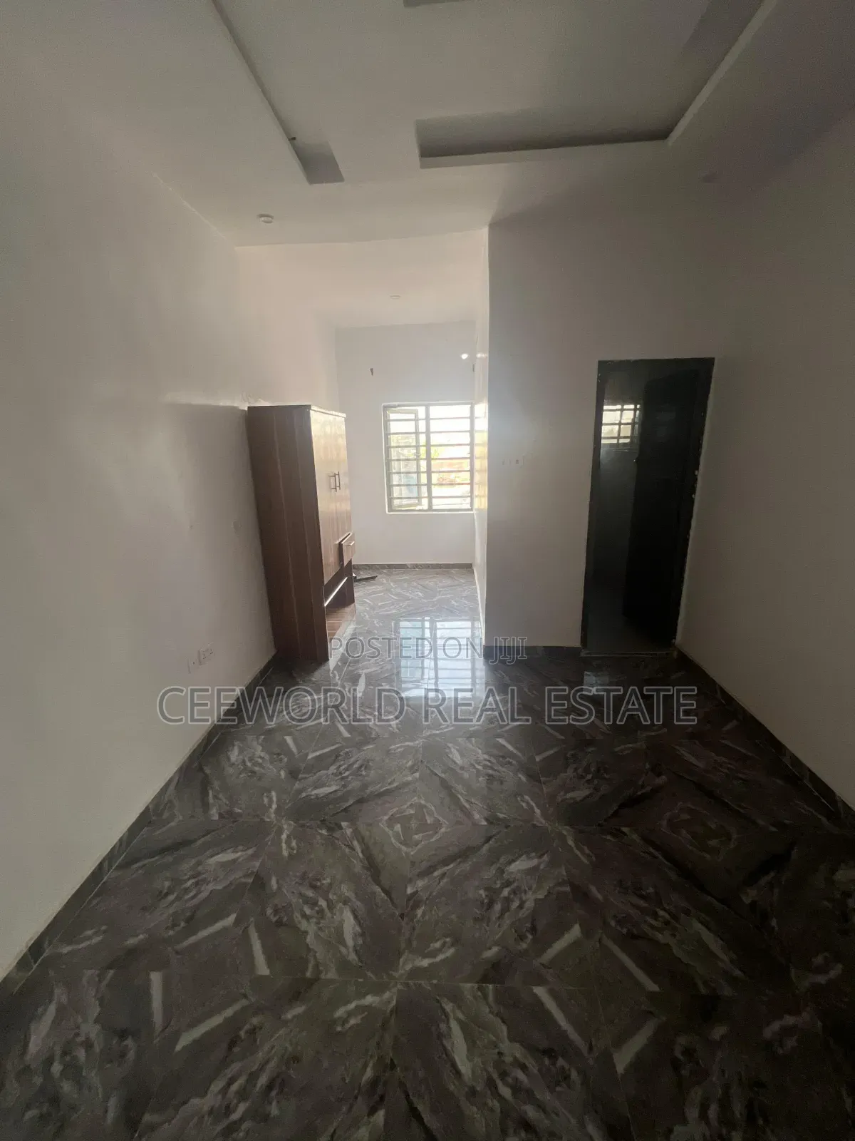 2bdrm Apartment in Olounde Ologuneru for rent in Ologuneru