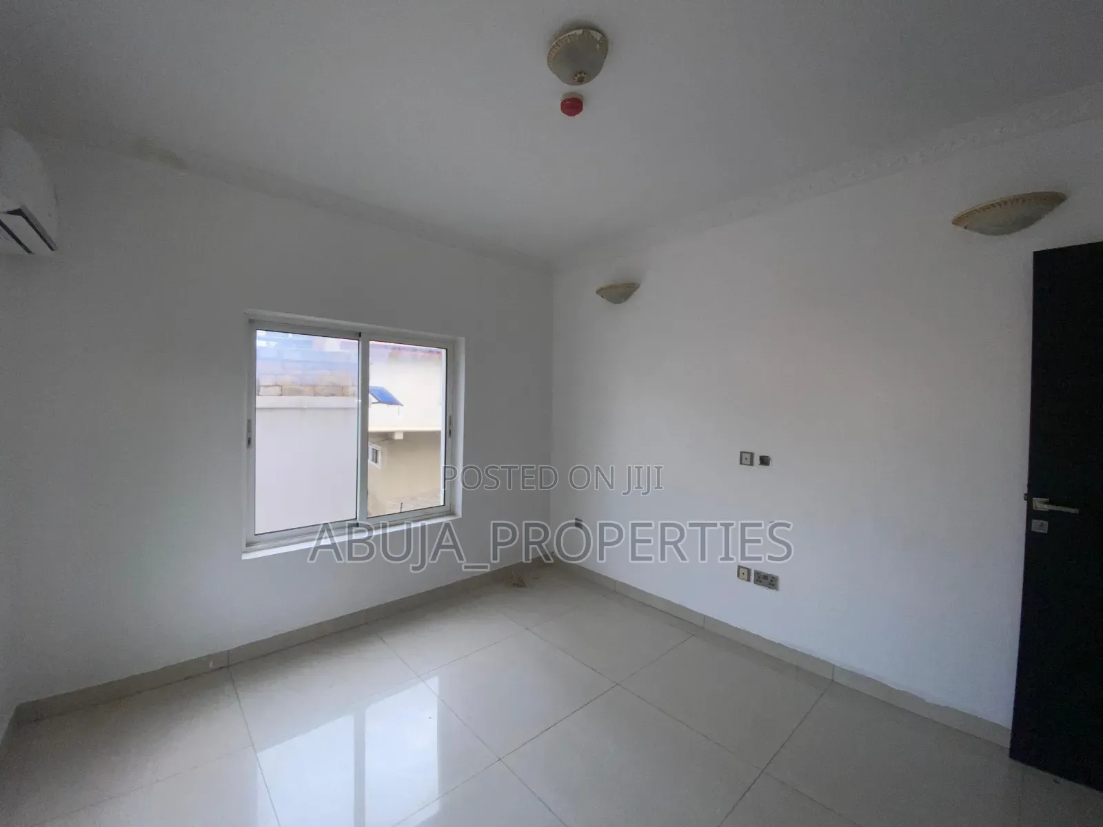 3bdrm Apartment in Secured And Serene, Maitama for rent in Maitama