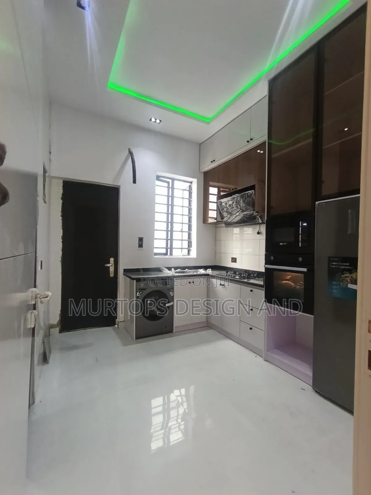3bdrm Townhouse/Terrace in Gra Ikota for sale in Ikota