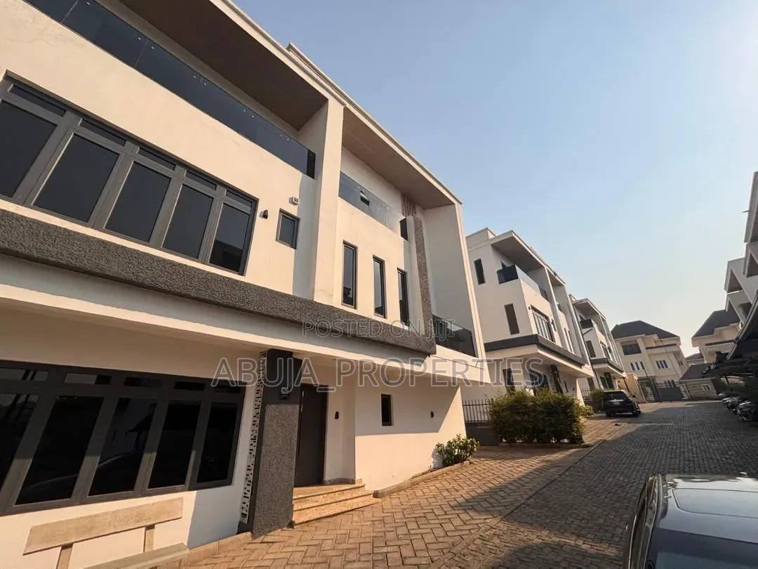 5bdrm Duplex in Guzape District for rent in Guzape District