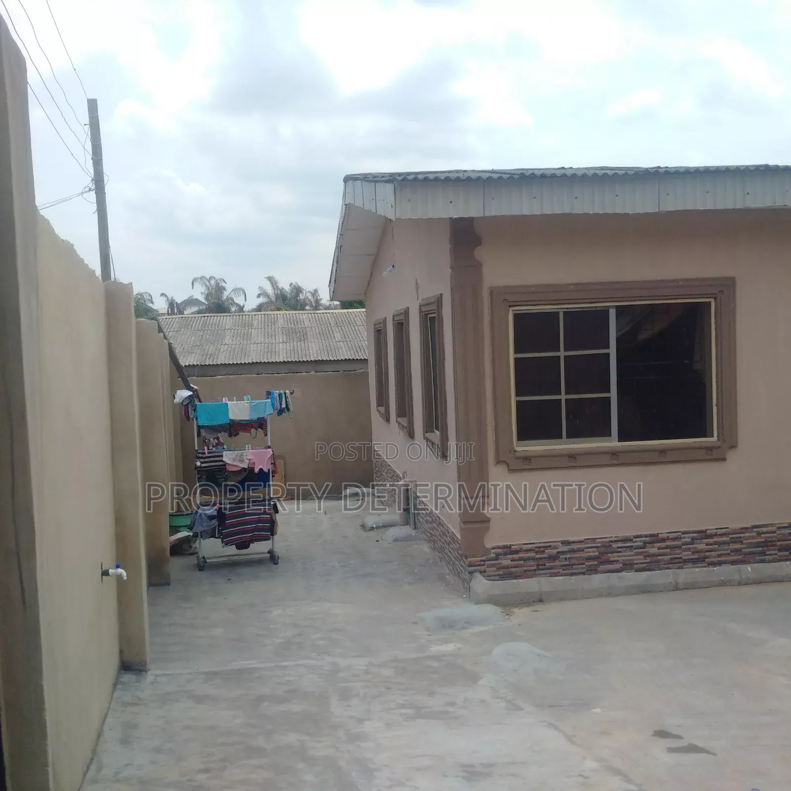 3bdrm Bungalow in Yakoyo/Alagbole for sale in Yakoyo/Alagbole