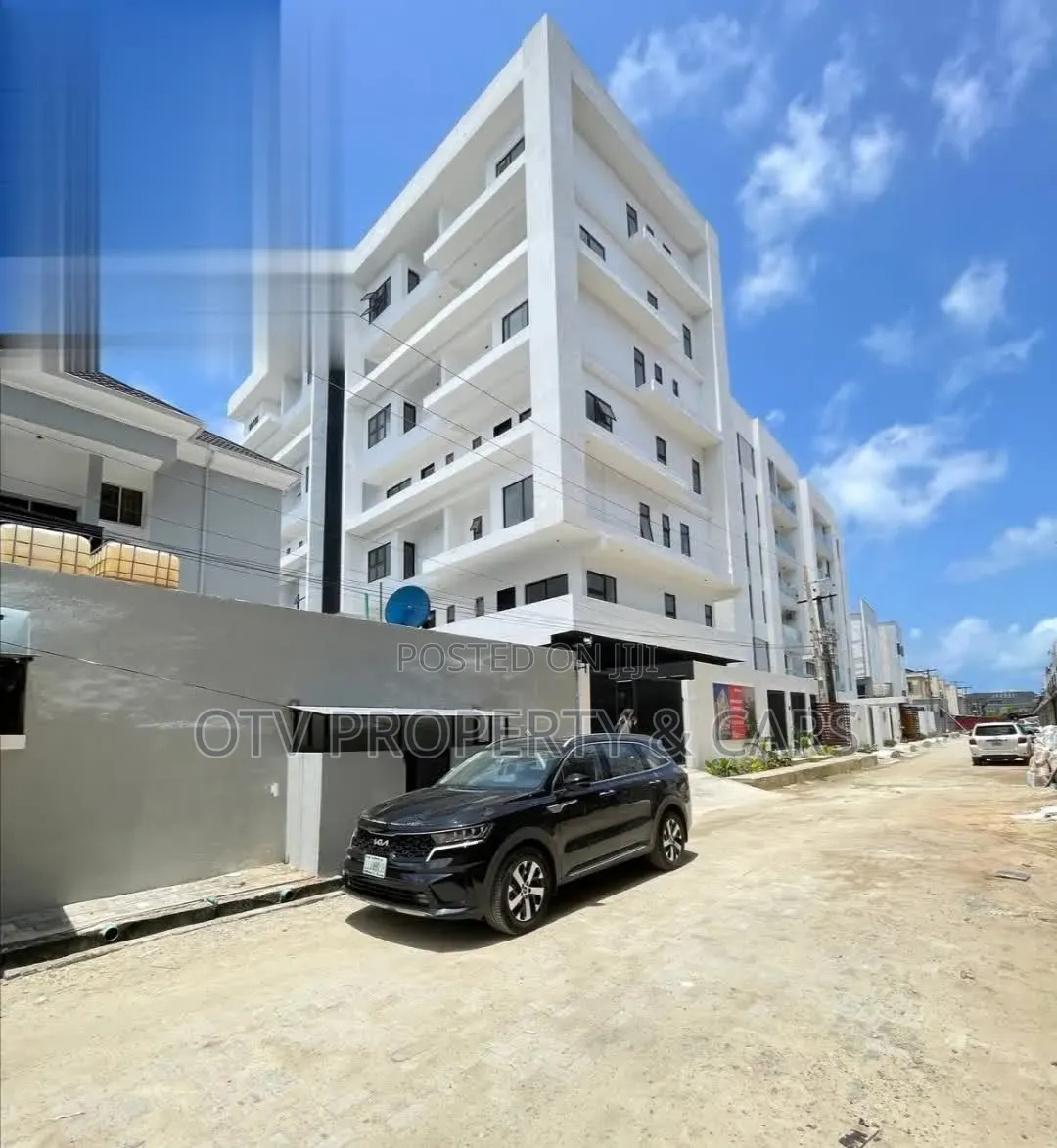 3bdrm Maisonette in Lekki Phase 1 for sale in Lekki Phase 1