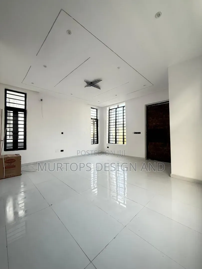 2bdrm Apartment in Igbo-efon for rent in Igbo-efon