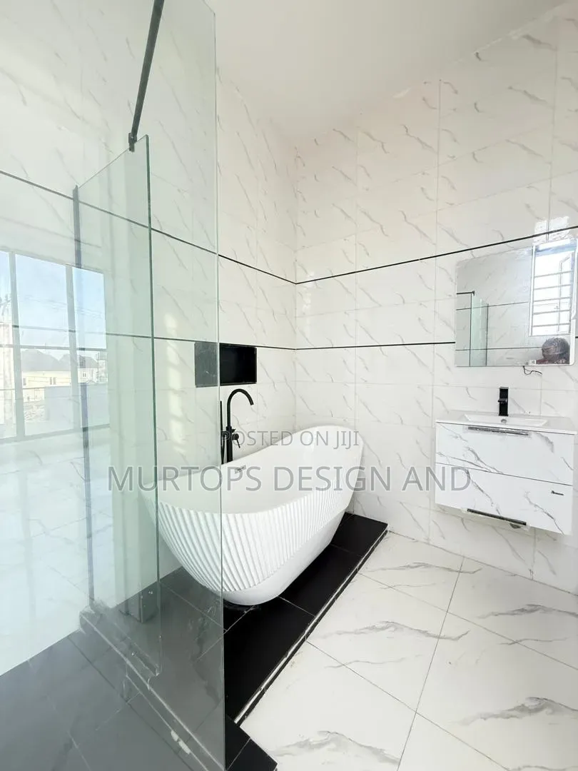 2bdrm Apartment in Igbo-efon for rent in Igbo-efon