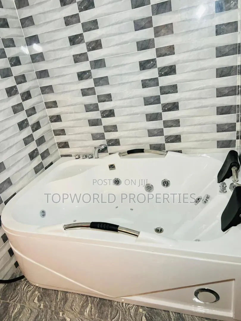 5bdrm Duplex in Elliot Iju Ishaga for sale in Iju-Ishaga