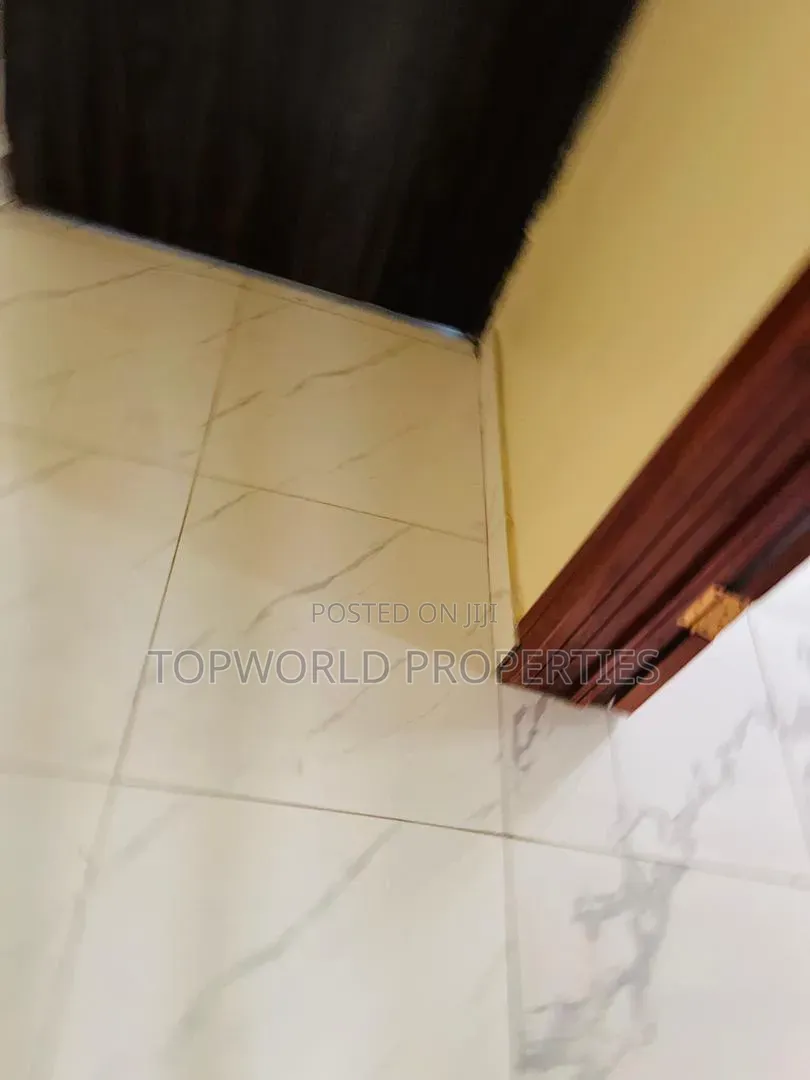 5bdrm Duplex in Elliot Iju Ishaga for sale in Iju-Ishaga