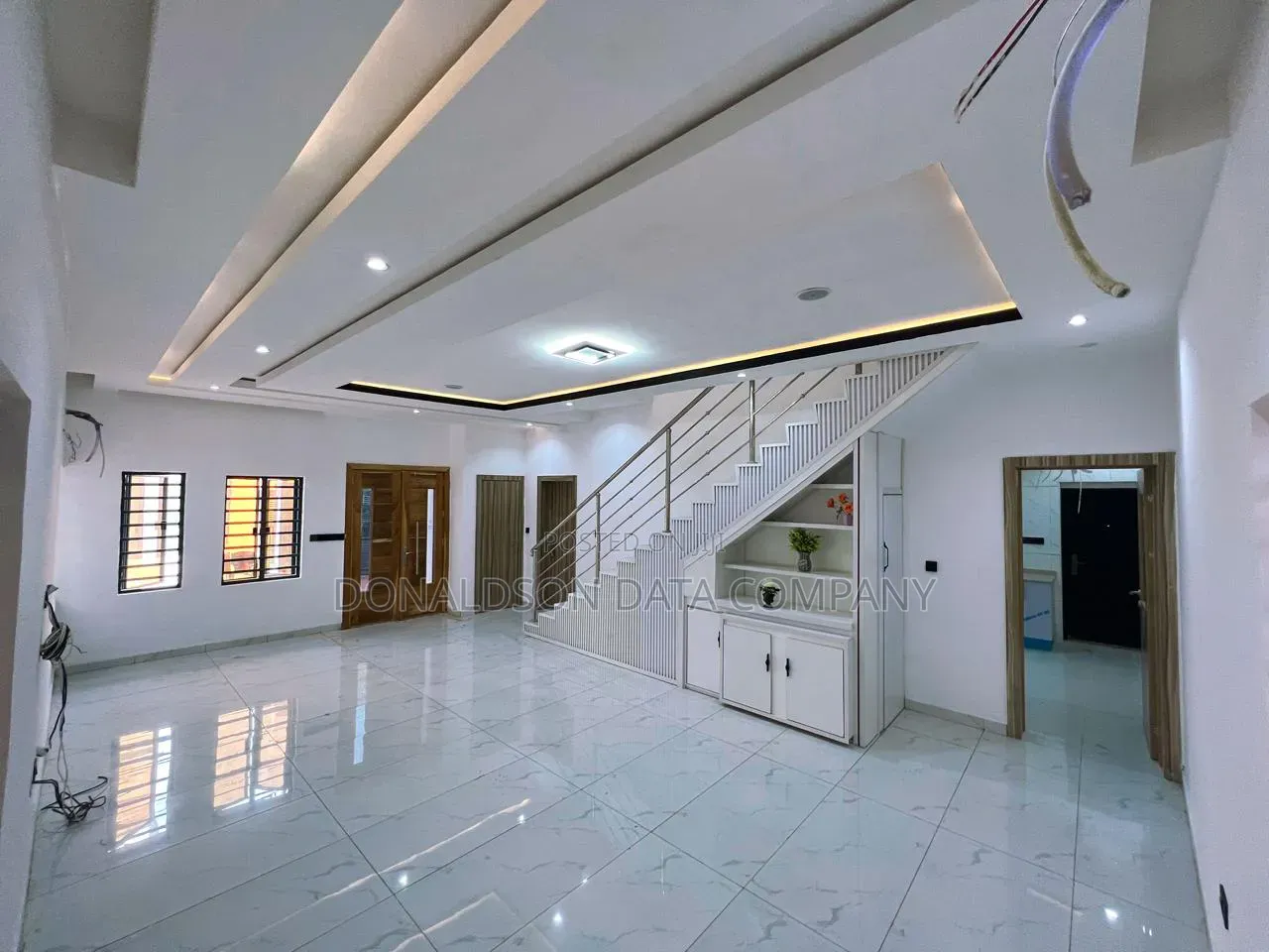 Furnished 5bdrm Duplex in Osapa London for sale in Osapa london