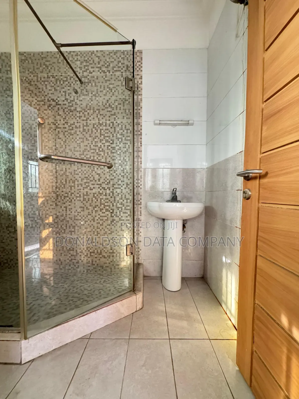Furnished 5bdrm Duplex in Osapa London for sale in Osapa london