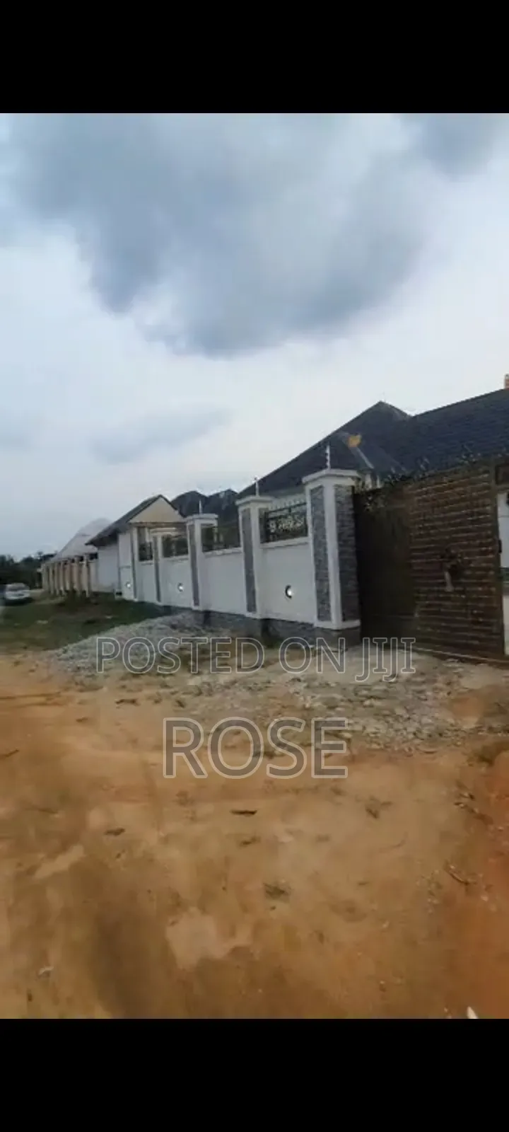 Furnished 3bdrm Apartment in Oron Road, Uyo for sale in Uyo