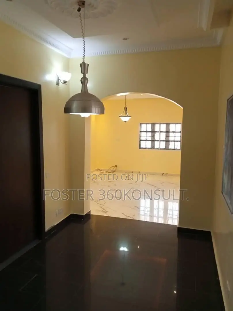 4bdrm Bungalow in Apo Resettlement for rent in Apo Resettlement