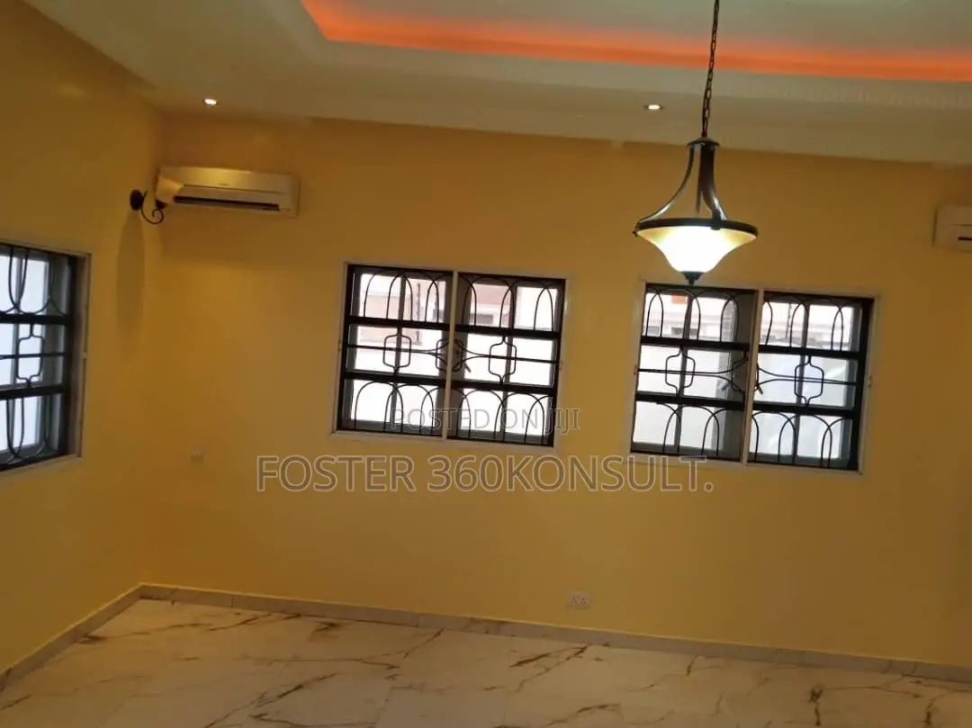 4bdrm Bungalow in Apo Resettlement for rent in Apo Resettlement