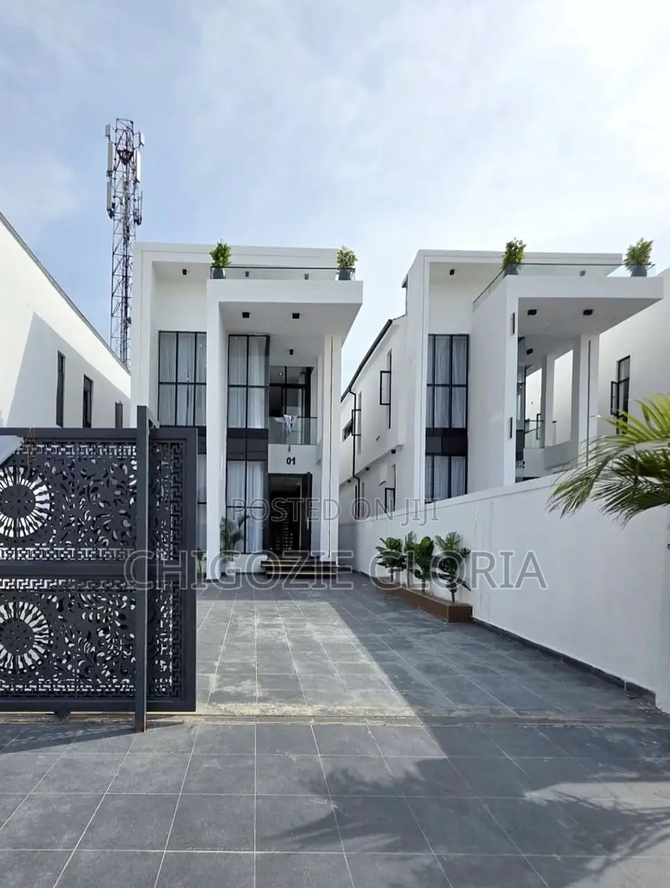 Furnished 5bdrm Duplex in Ikota for sale in Ikota