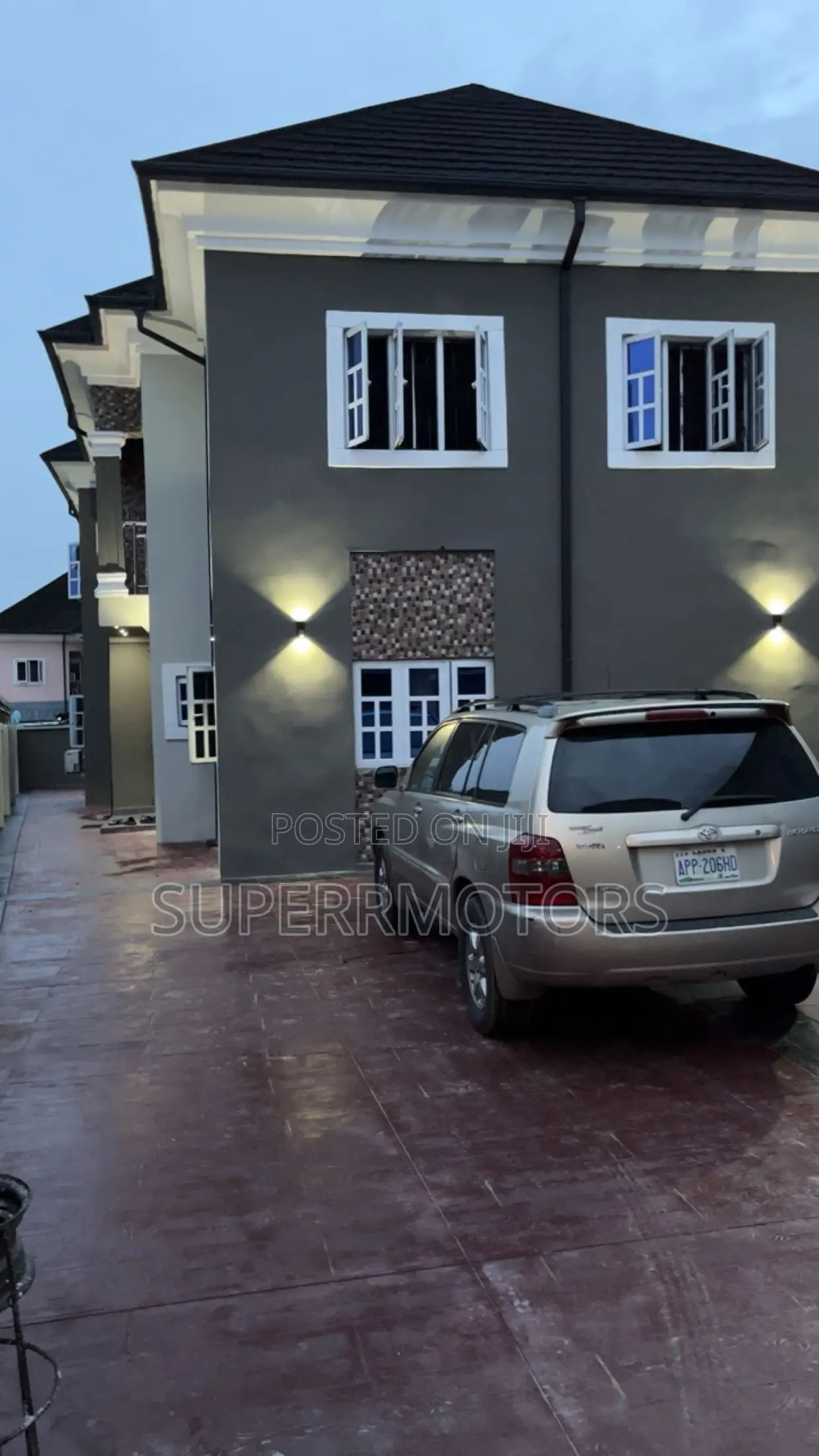 6bdrm House in Farm Road 2, Eliozu, Obio-Akpor for sale in Obio-Akpor