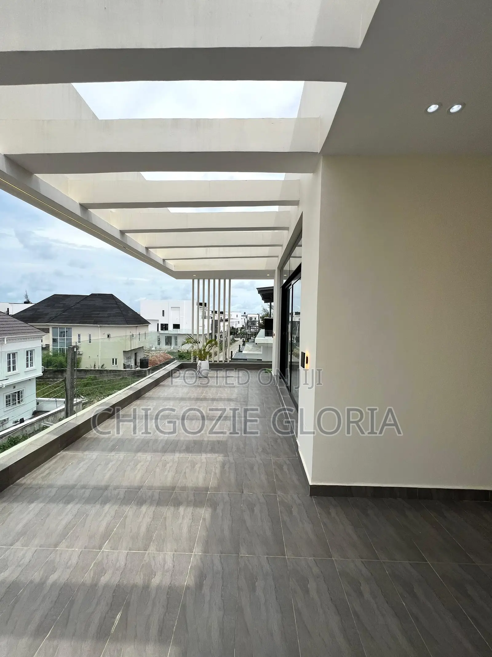 Furnished 5bdrm Duplex in Lekki Phase 1 for sale in Lekki Phase 1