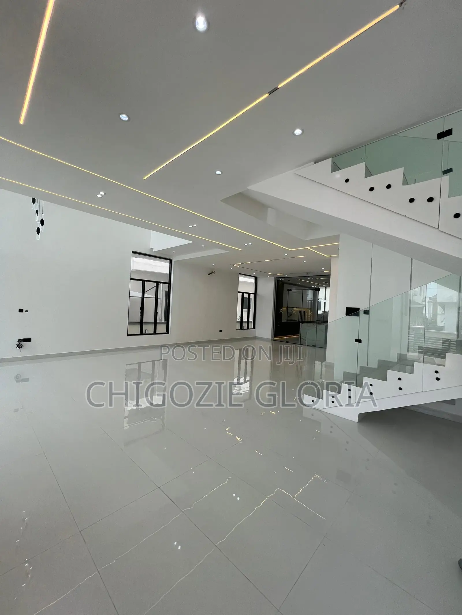 Furnished 5bdrm Duplex in Lekki Phase 1 for sale in Lekki Phase 1