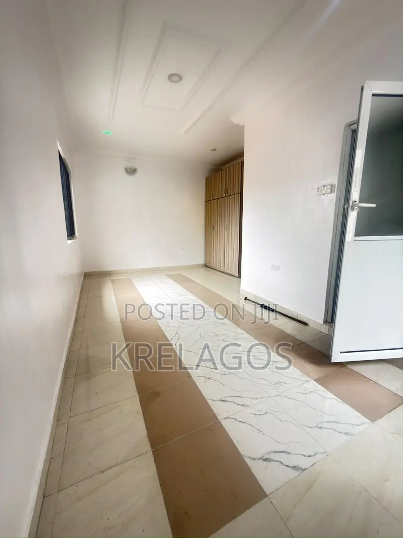 2bdrm Apartment in Lekki Phase 1 for rent in Lekki Phase 1
