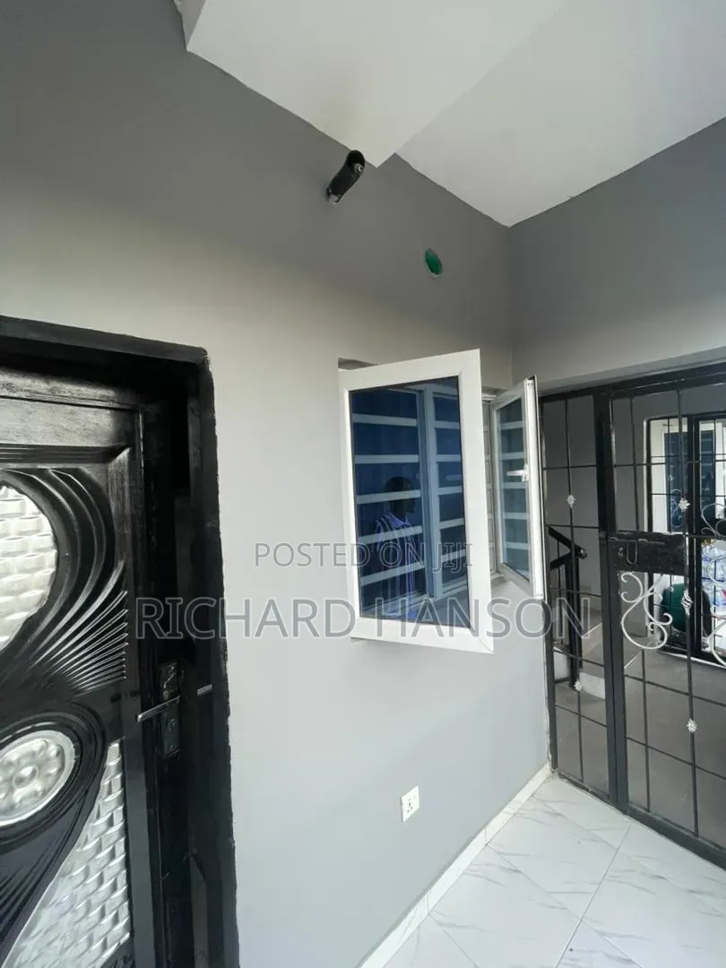 2bdrm Apartment in In Ogombo for rent in Ogombo