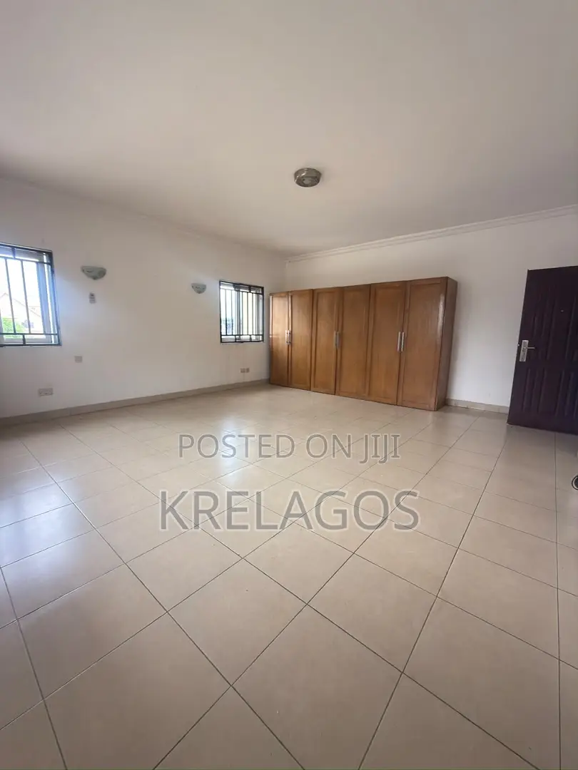 3bdrm Apartment in Lekki Phase 1 for rent in Lekki Phase 1