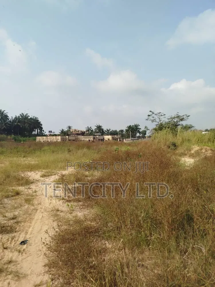 2000sqm (4 Plots) on PHC/Enu Exp Way After New Kenyatta Market in Enugu