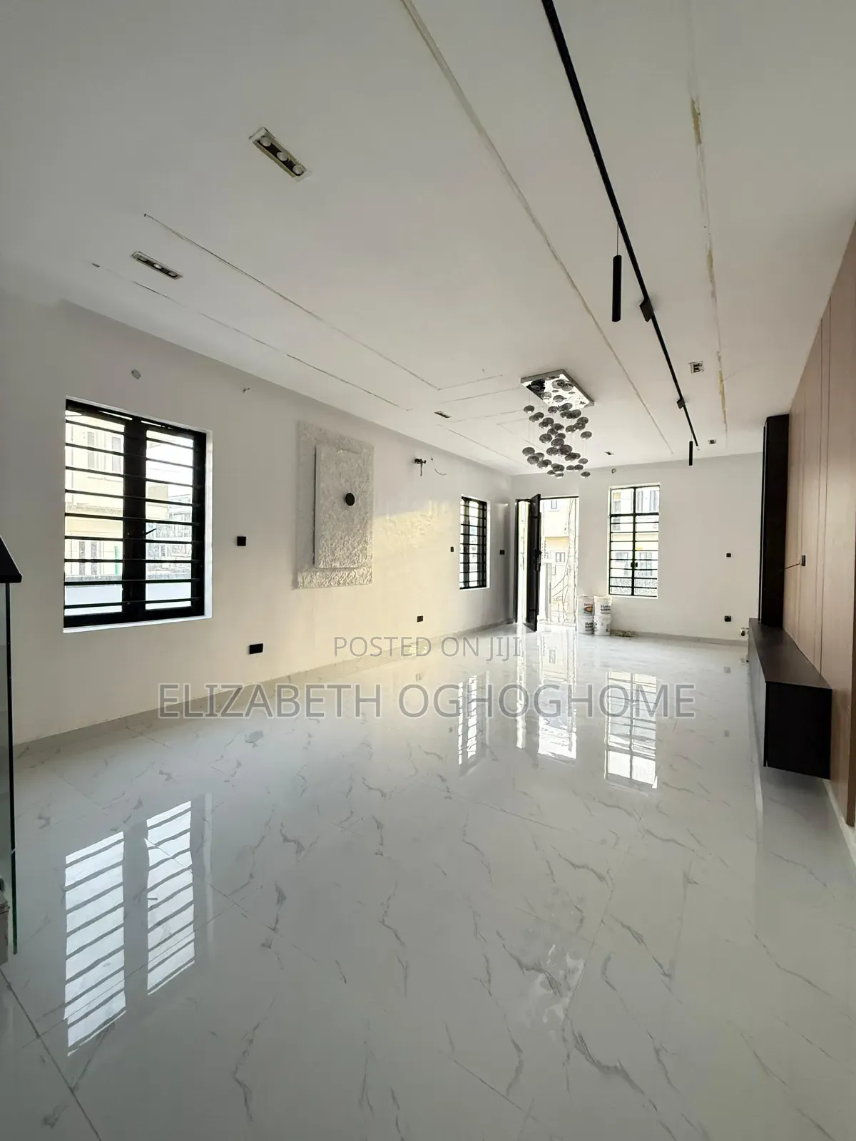 5bdrm Duplex in VGC / Ajah for sale in VGC / Ajah