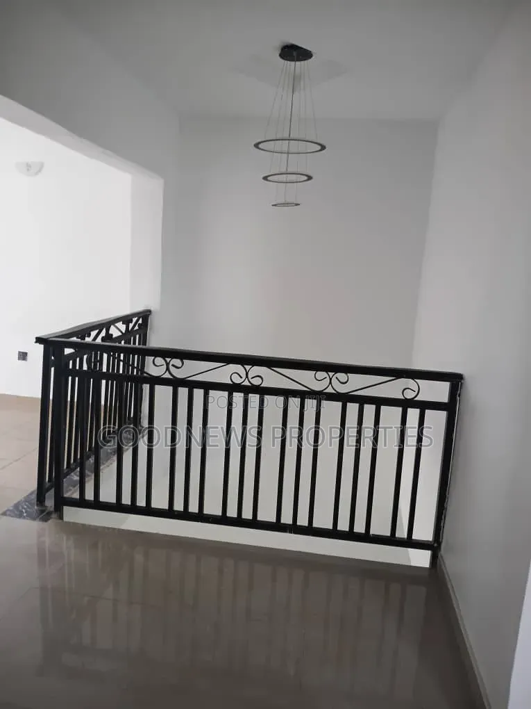 4bdrm Duplex in Ado /Ota Mainland for sale in Ado-Odo/Ota