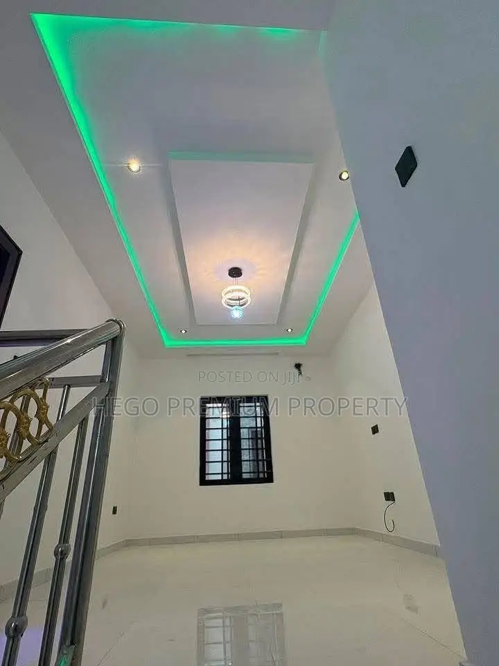 4bdrm Duplex in Estate Akwaka, Ruuodomaya for sale in Ruuodomaya
