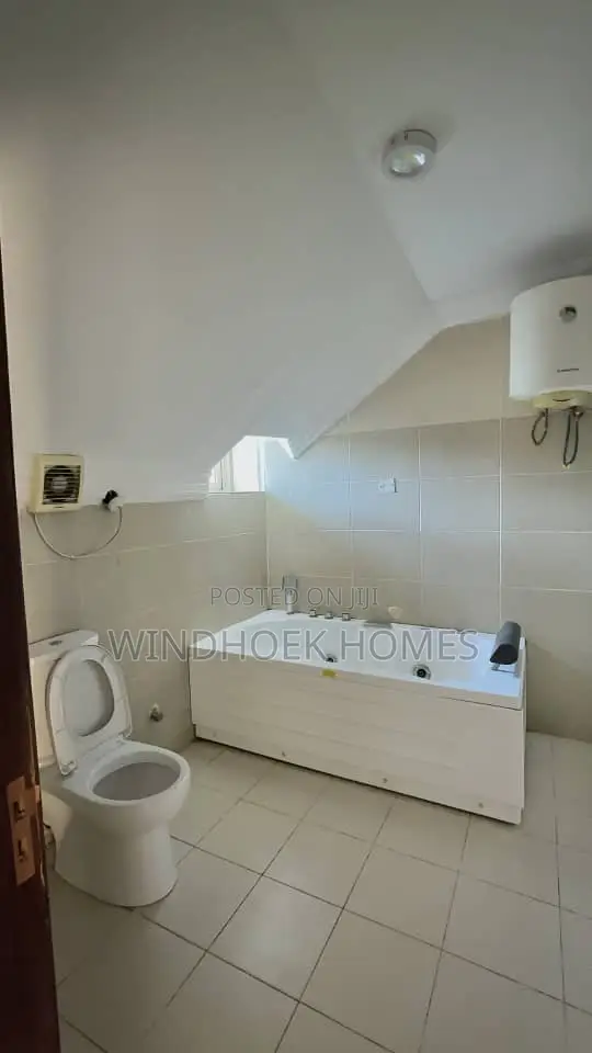 4bdrm Duplex in Apo Resettlement for rent in Apo Resettlement