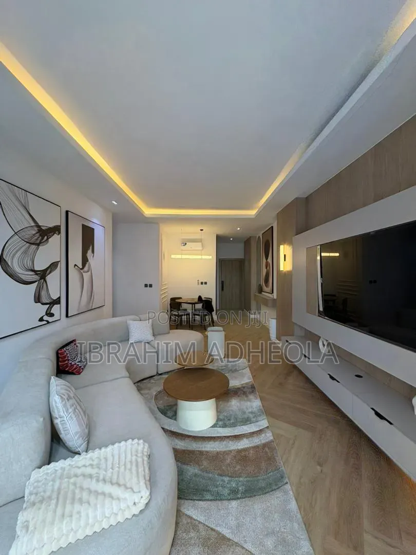 Furnished 3bdrm Apartment in Ligali Ayorinde for sale in Ligali Ayorinde