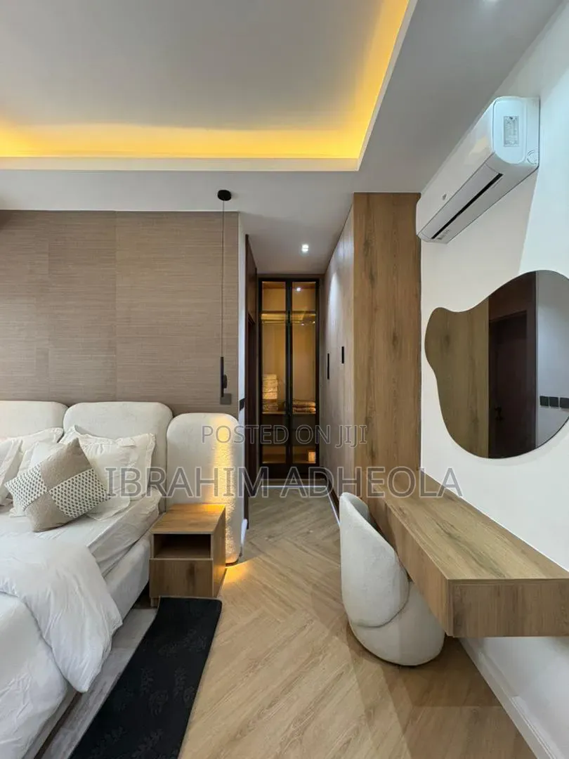 Furnished 3bdrm Apartment in Ligali Ayorinde for sale in Ligali Ayorinde