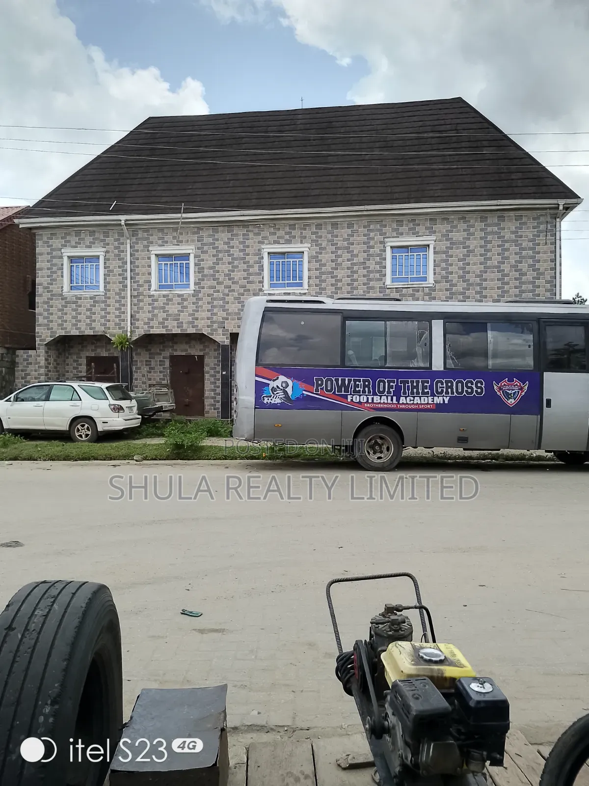 House for Sale in Ajangbadi