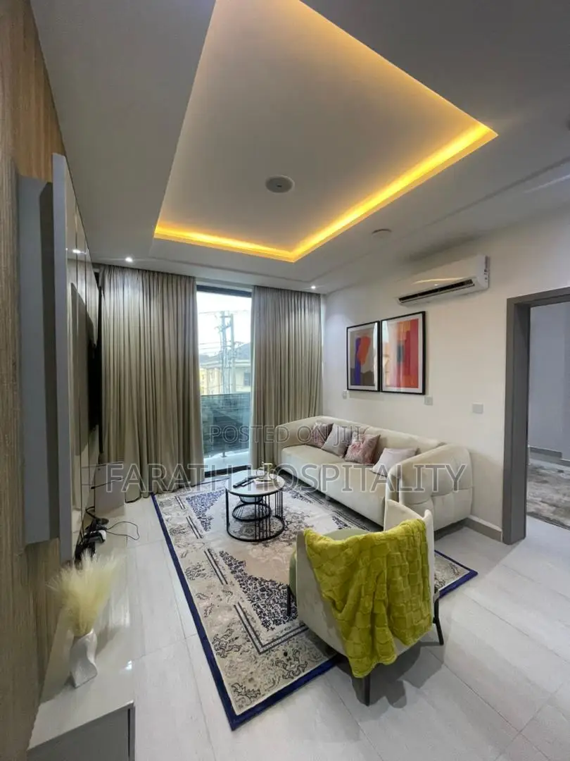 Luxury One Bedroom Apartment With Ps5, Pool and Gym in a Serene Estate in Lekki Phase 1
