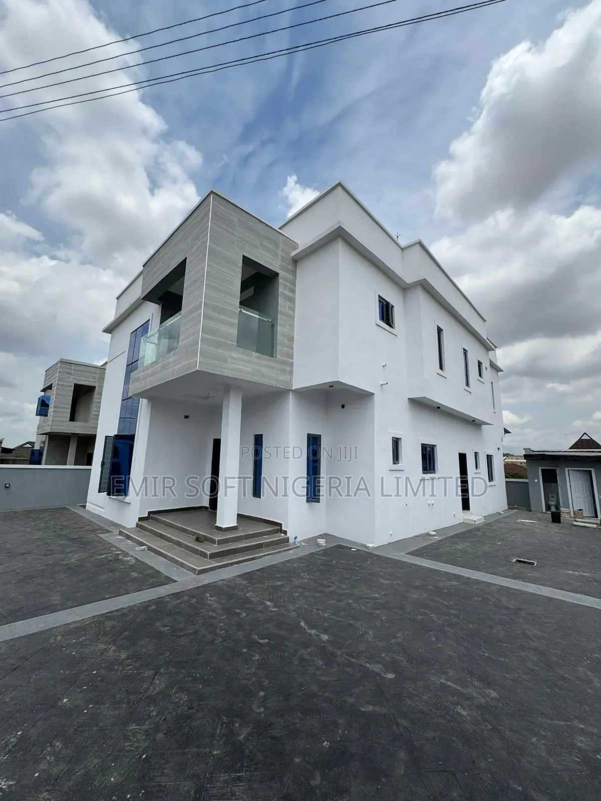 4bdrm Duplex in Okebadan Estate, Akobo for sale in Akobo
