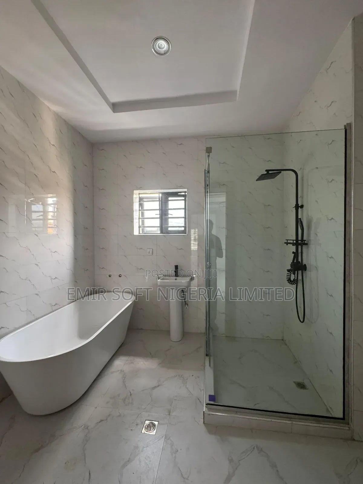 4bdrm Duplex in Okebadan Estate, Akobo for sale in Akobo