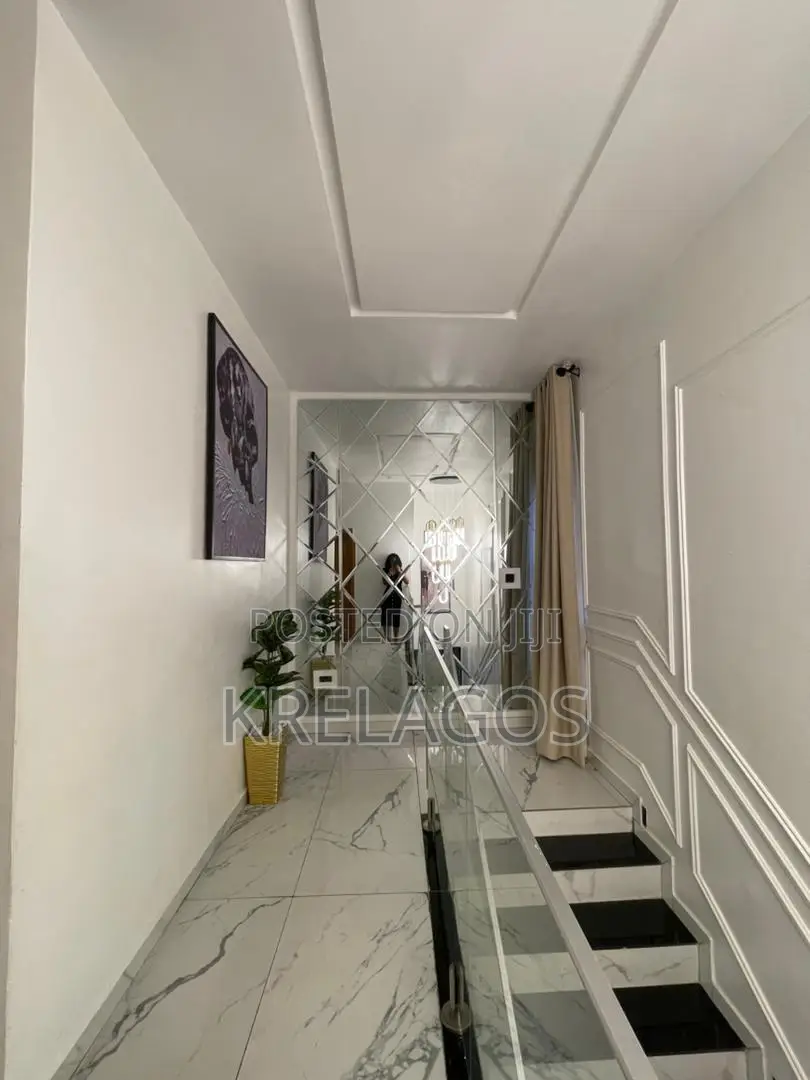 Furnished 4bdrm Duplex in Lekki Phase 1 for sale in Lekki Phase 1